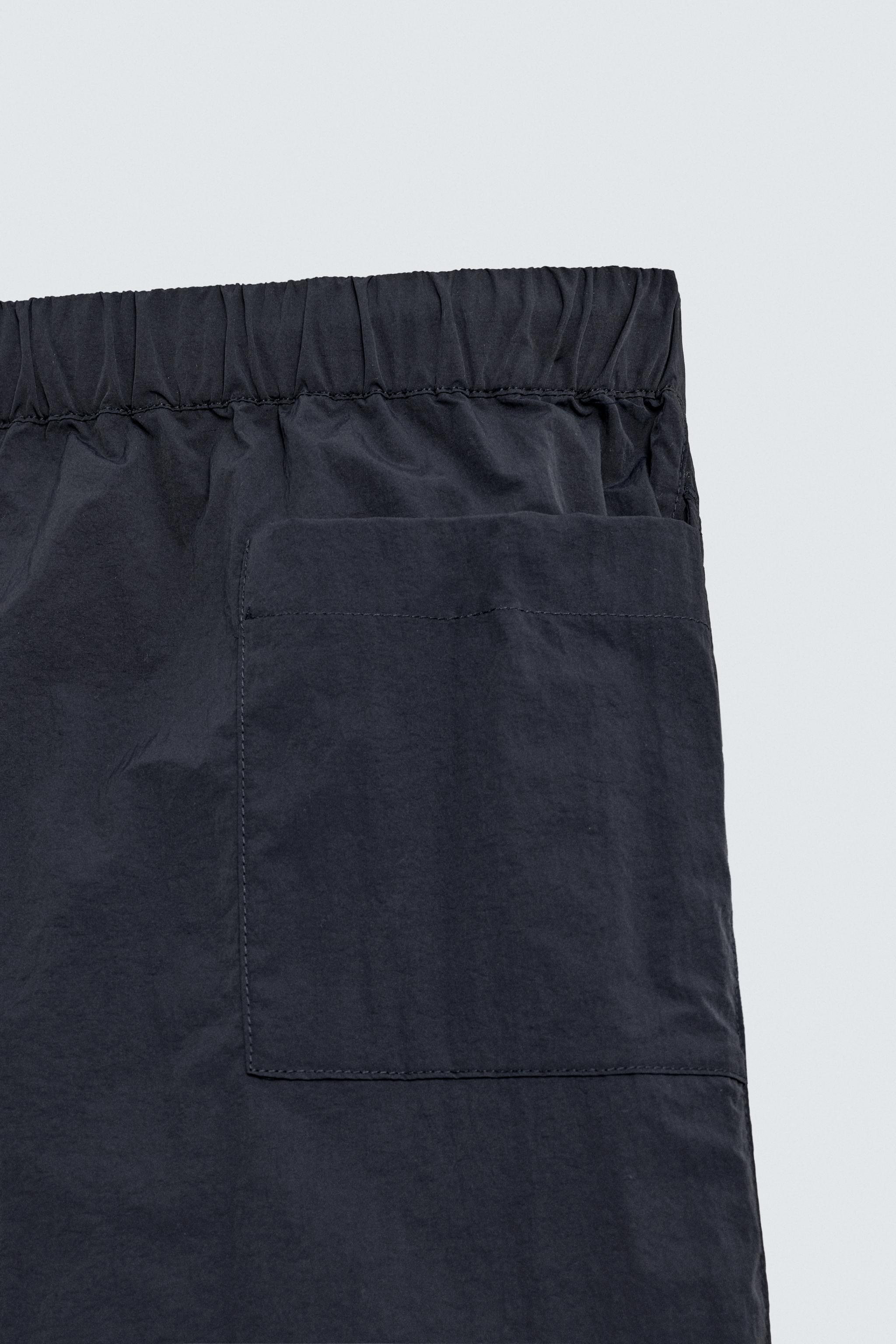 TECHNICAL SHORT SHORTS